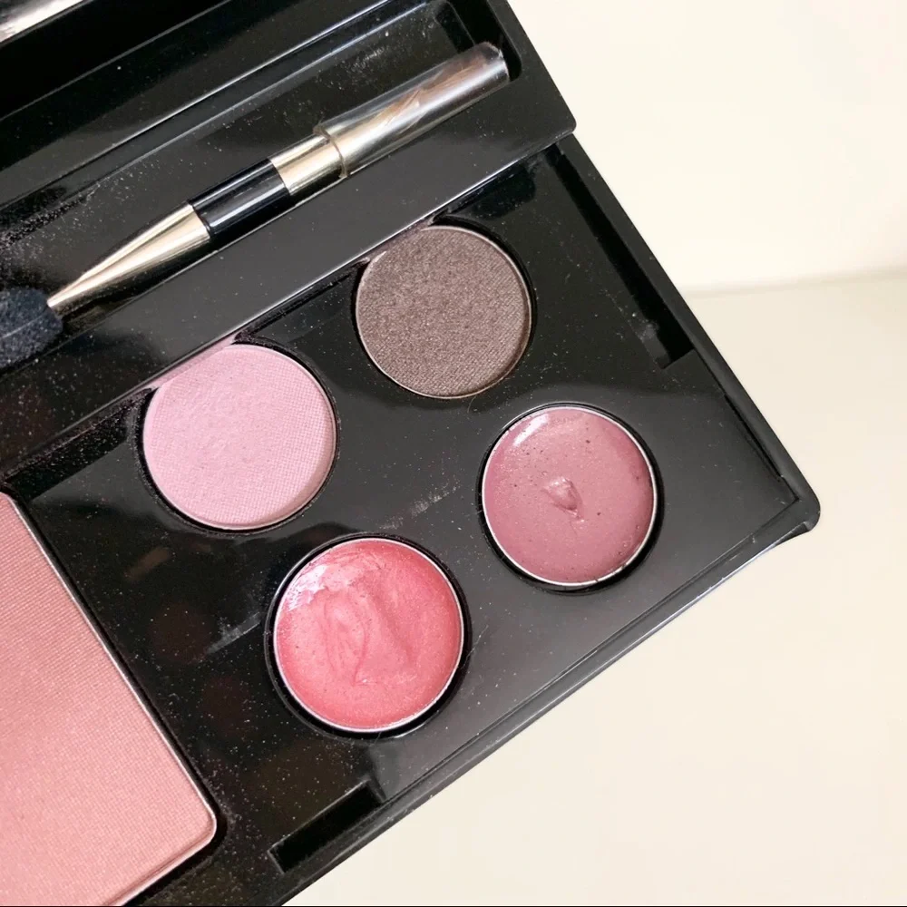 Elizabeth Arden palette